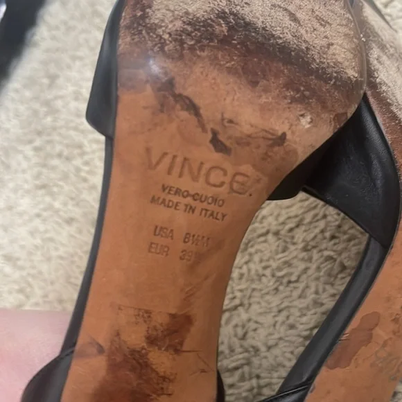 Vince ‘Claire’ Black Leather Pumps Kitten Heel with dust bag Size 8.5M - Picture 7 of 8